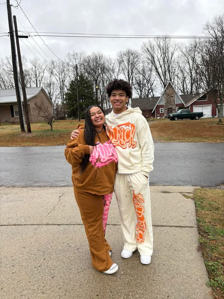 Mad Rich Basic Sweatsuit