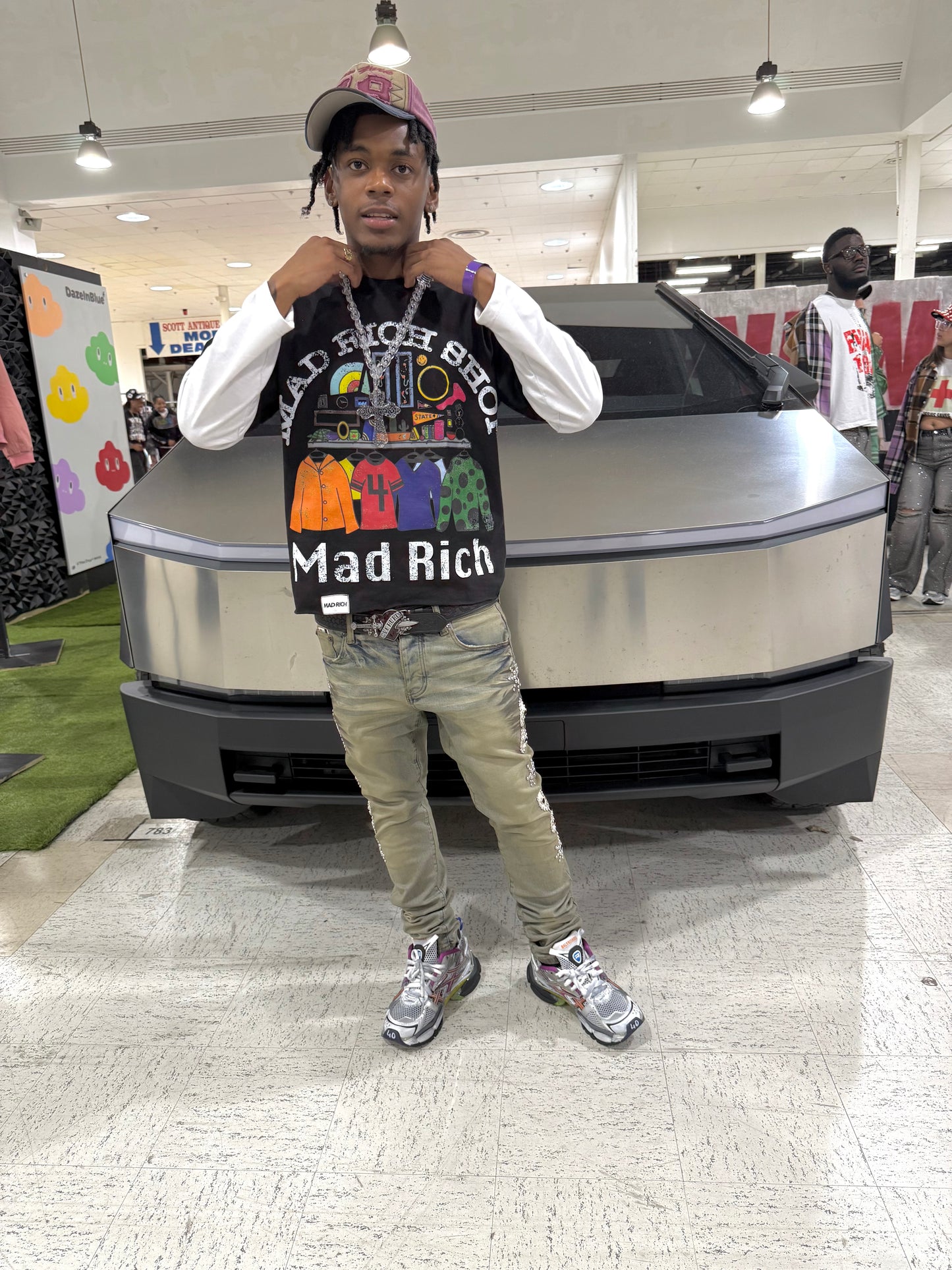 Mad Rich “Local Artist” Tee